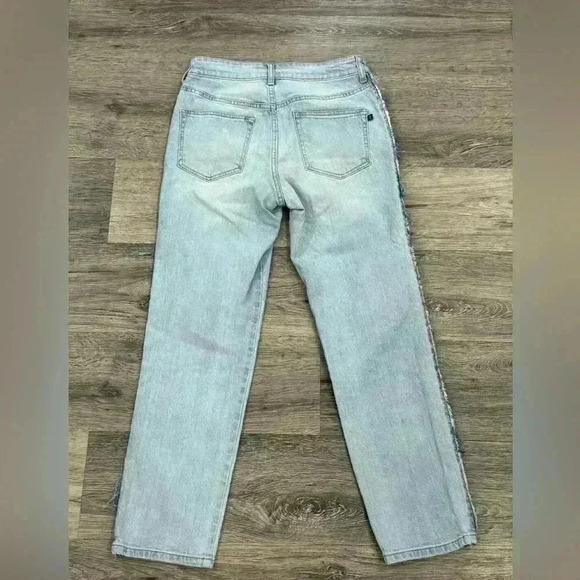 Anthropologie Pilcro TheVintage Straight Arrow Ribbon Fringe Accent Jeans - Picture 2 of 12